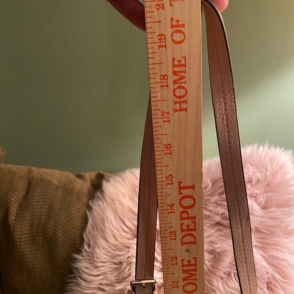 Kate Spade Hayes Street Satchel Bag EUC - Picture 8 of 14